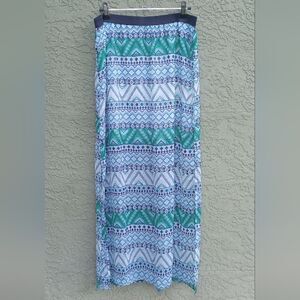 EUC H&M DIVIDED Aztec Patterned Green, B & W Mini Skirt w/Open Sides Sheer Maxi